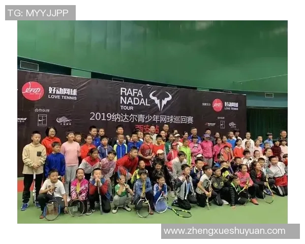 网球盛宴：深入南京网球队的团队协作与默契之道